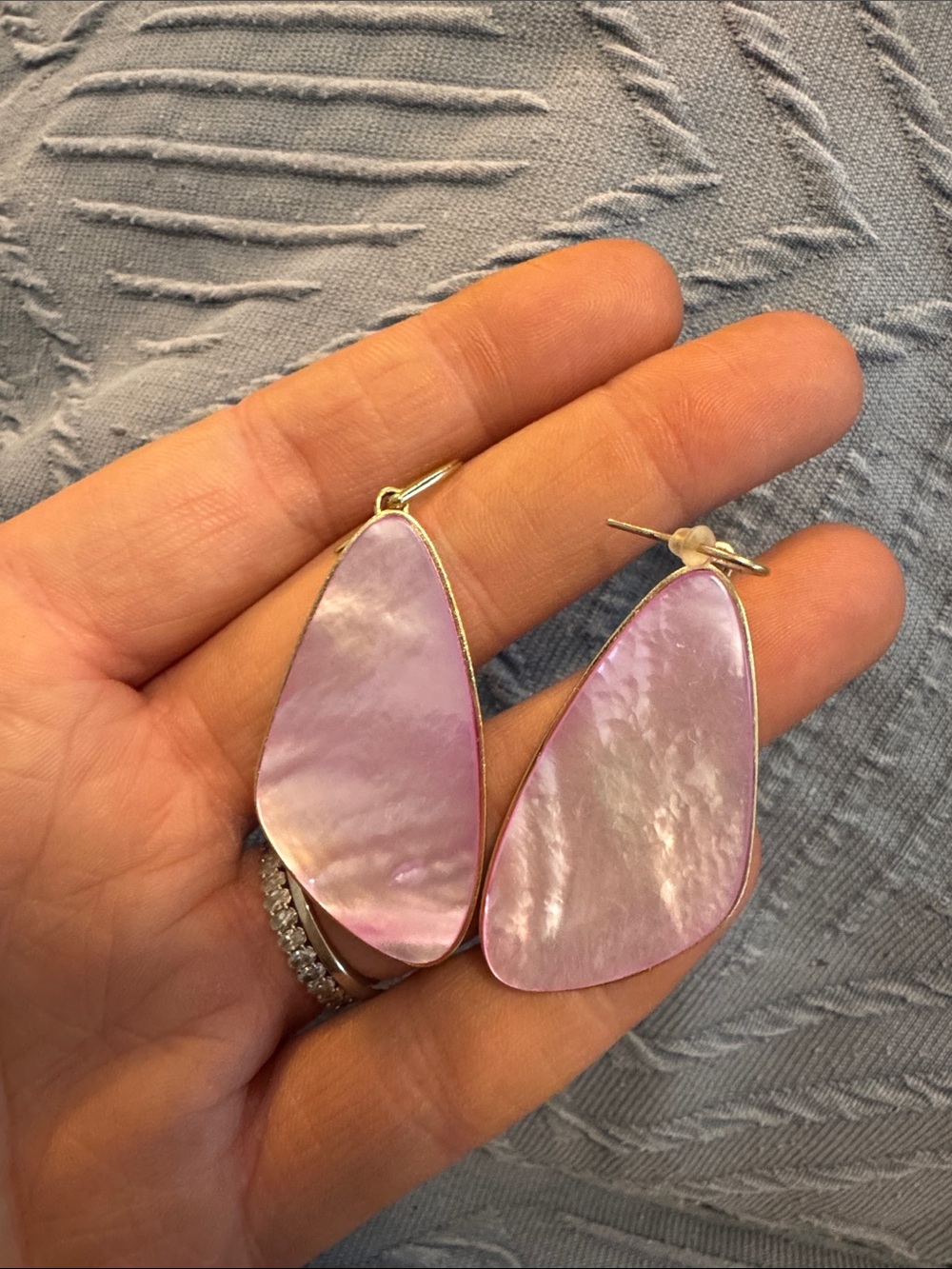 Kendra Scott Pink Mother-of-Pearl Teardrop Earrings